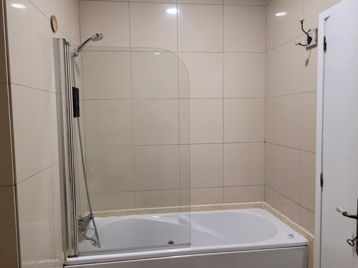 דירות בראגה Charm City Center Apt 140M2 & Free Parking מראה חיצוני תמונה
